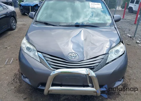 2014 Toyota Sienna Xle V6 8 Passenger из США, поврежденный, VIN 5TDYK3DC6ES498079